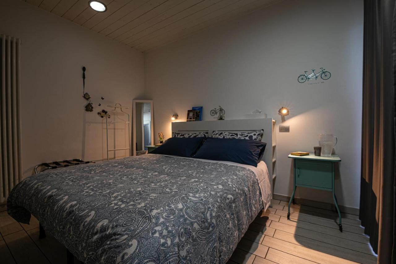 Bed and Breakfast Il Giardino Di Rebecca Ferrara Exterior foto
