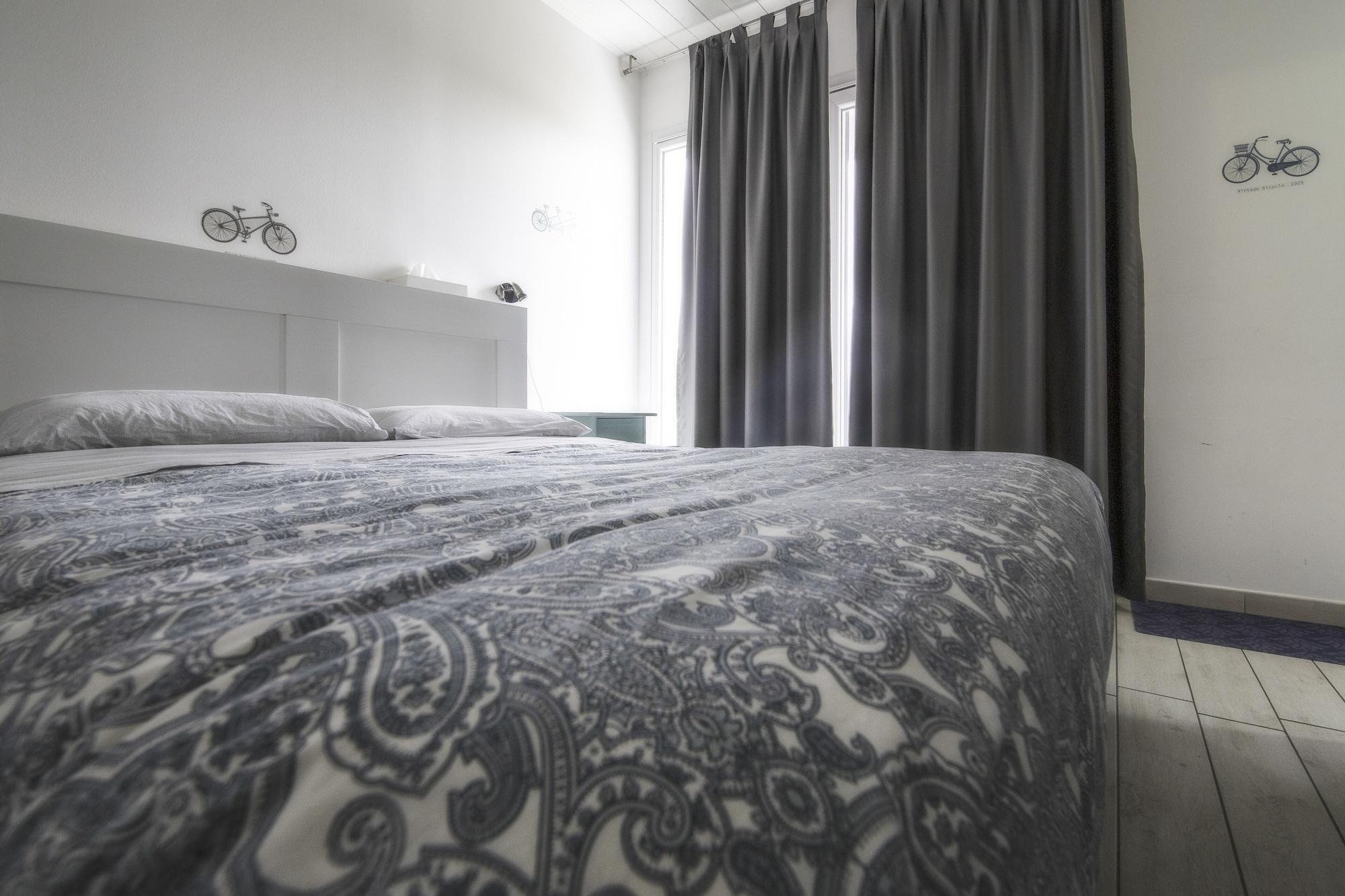 Bed and Breakfast Il Giardino Di Rebecca Ferrara Exterior foto