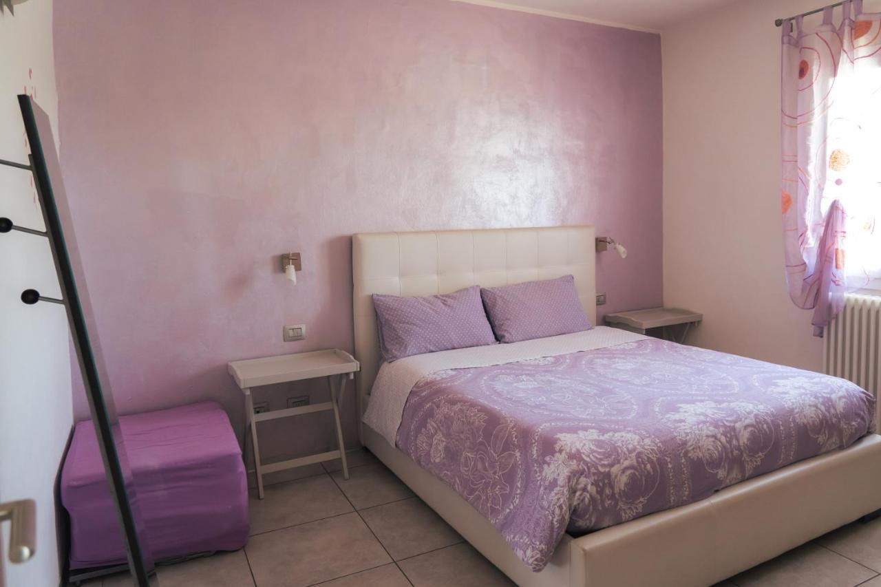 Bed and Breakfast Il Giardino Di Rebecca Ferrara Exterior foto